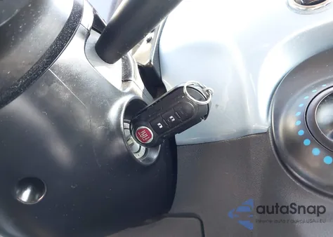 2013 Fiat 500 Pop z USA, uszkodzony, nr VIN 3C3CFFAR4DT737212